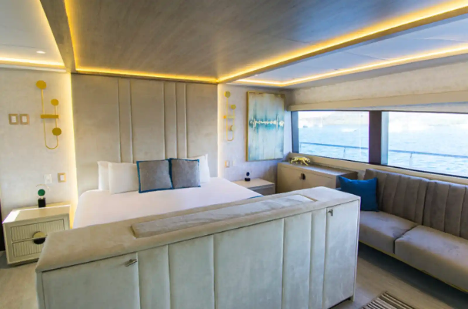 Grand Majestic Galapagos gallery